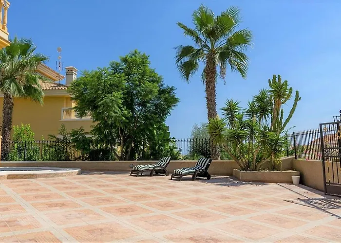 Rose Villa Orihuela